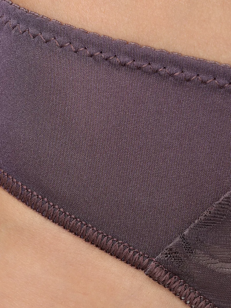 Трусы-танга с кружевом