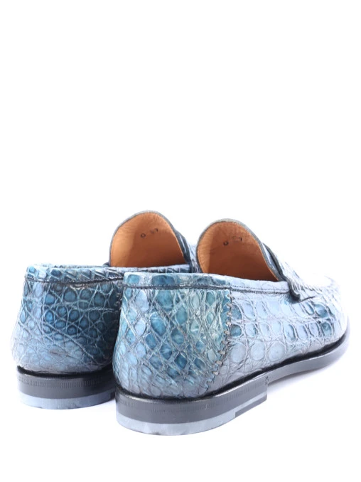 Лоферы из кожи крокодила SANTONI