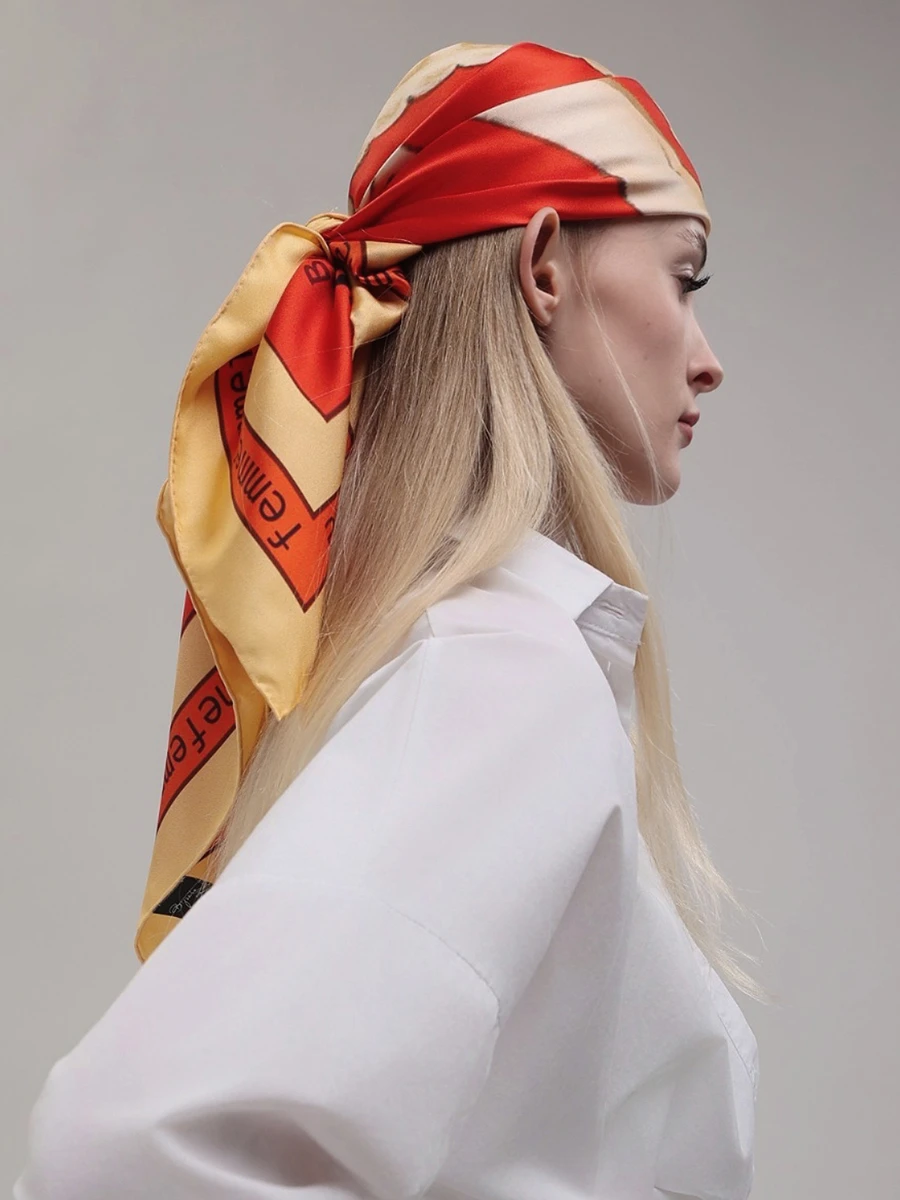 Платок-каре шелковый Мерлин