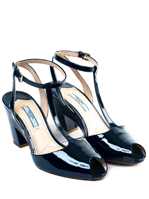 Босоножки кожаные PRADA