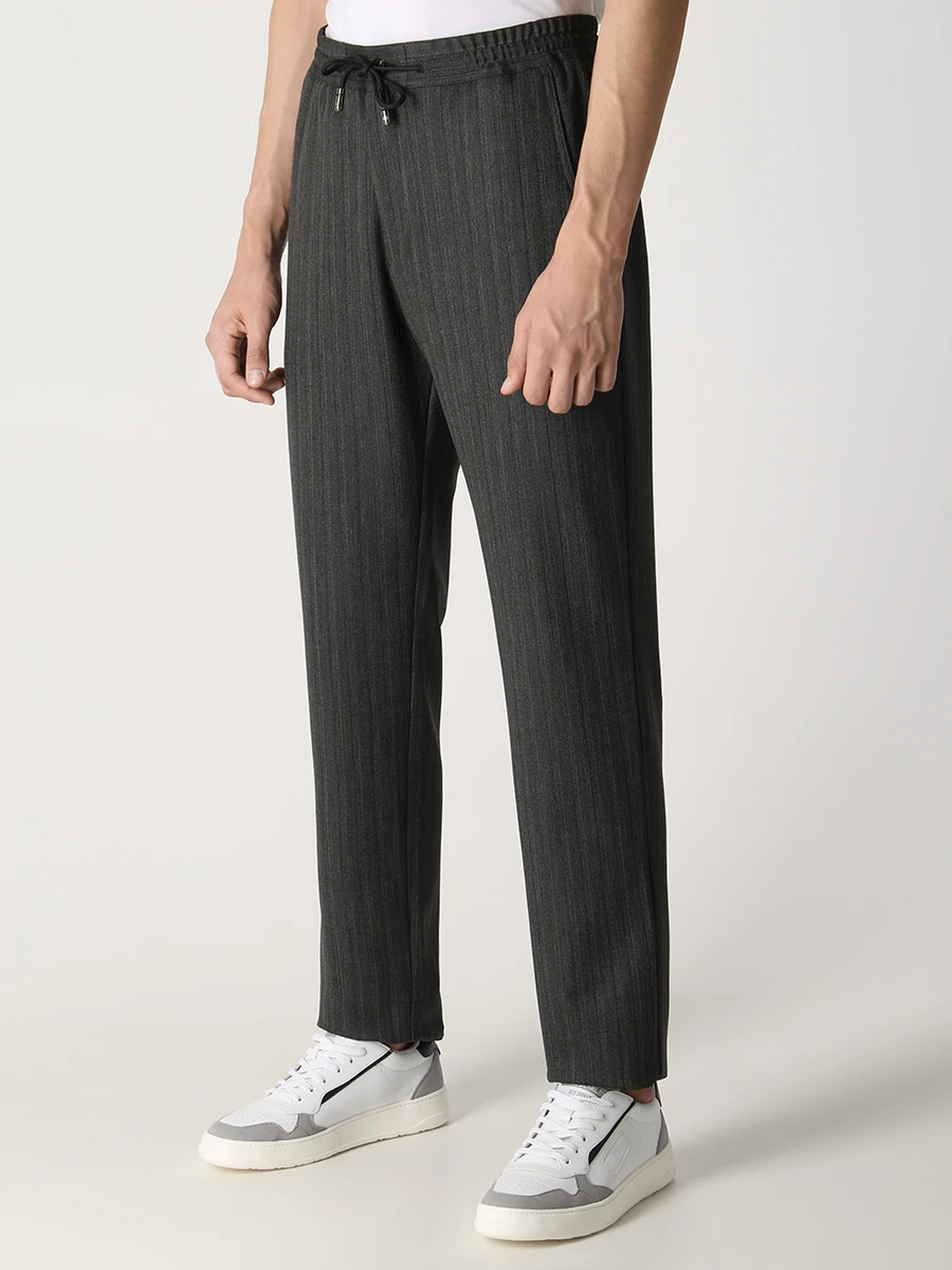 Костюм спортивный