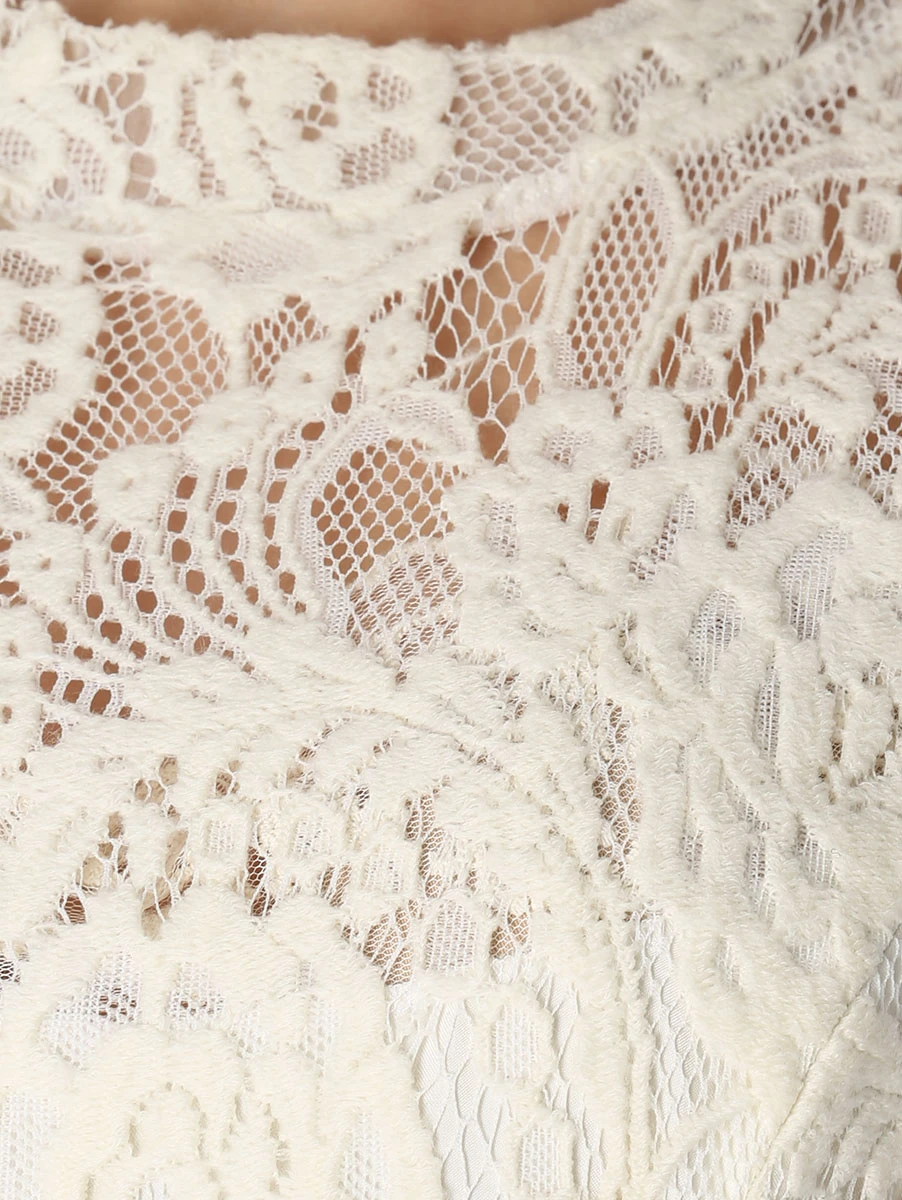 Платье-футляр кружевное