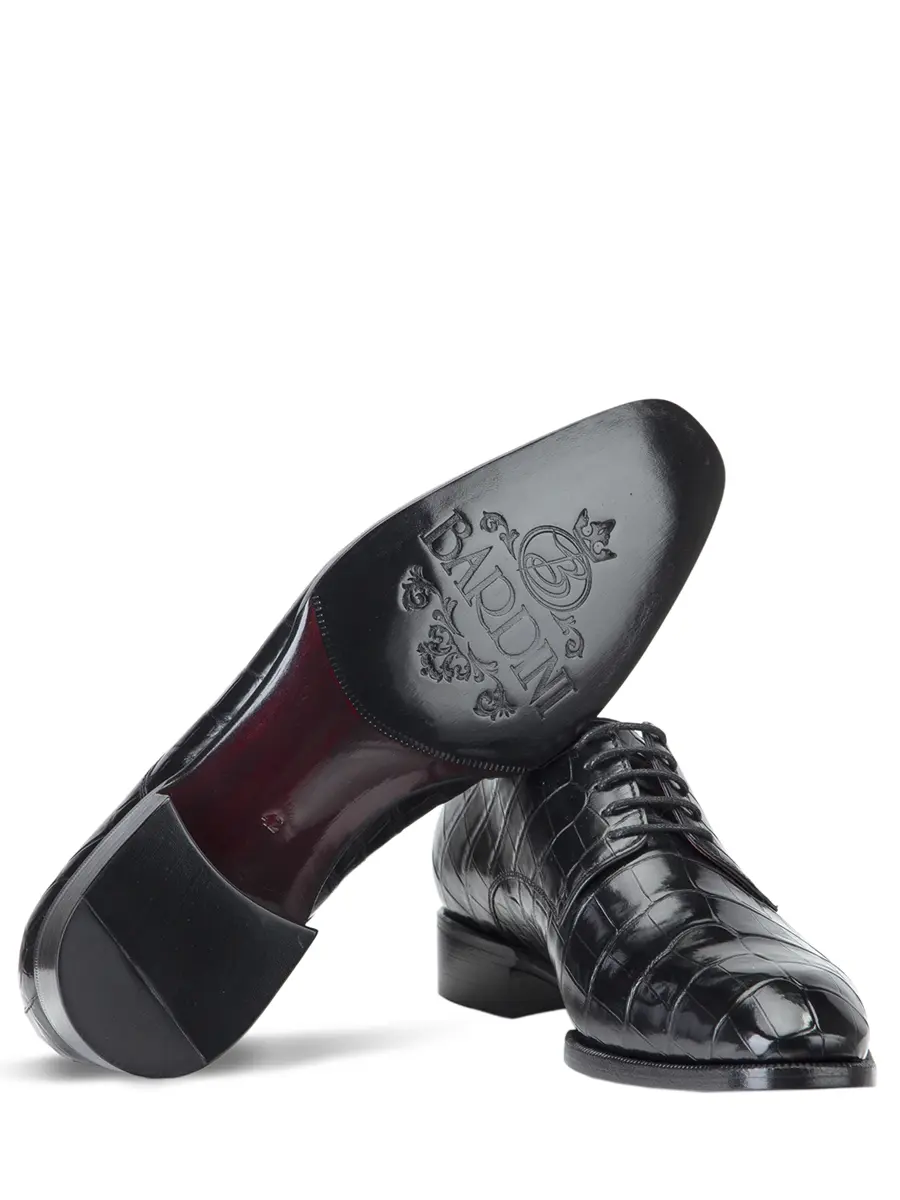 Дерби из кожи крокодила