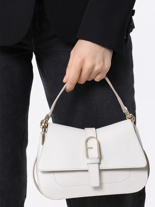 Сумка кожаная Flow FURLA