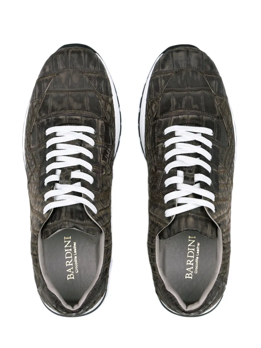 Кроссовки из кожи крокодила