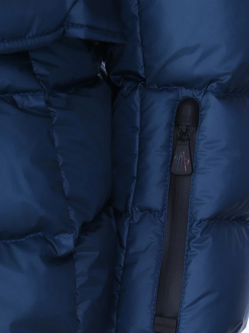Пуховик стеганый MONCLER