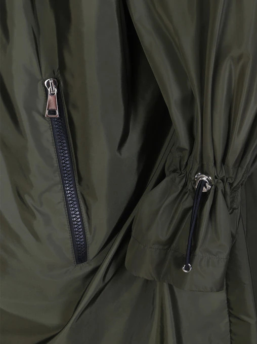 Плащ однотонный MONCLER