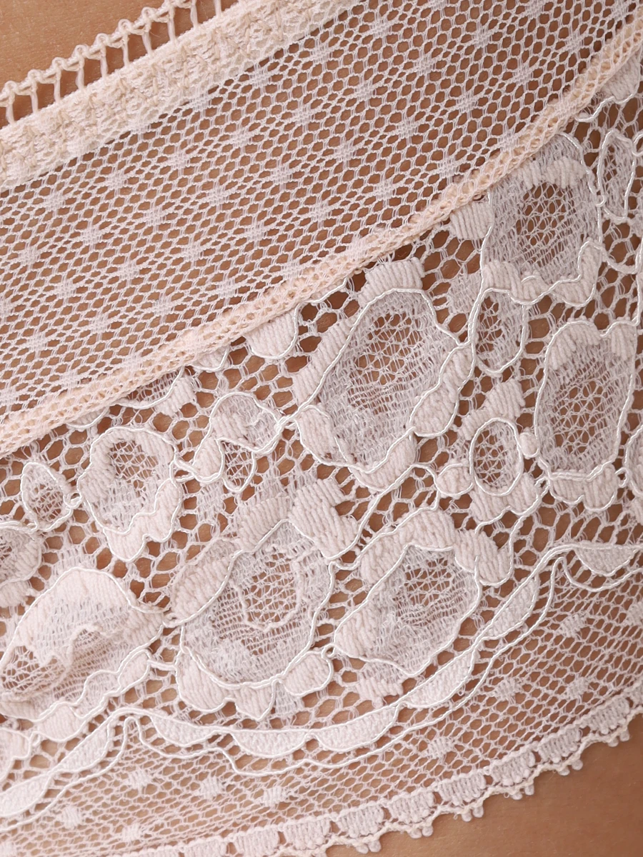 Трусы-брифы кружевные