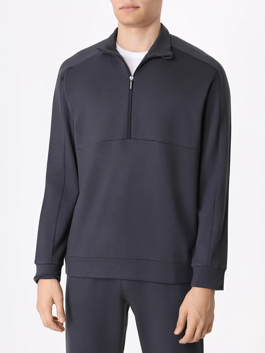 Костюм из вискозы