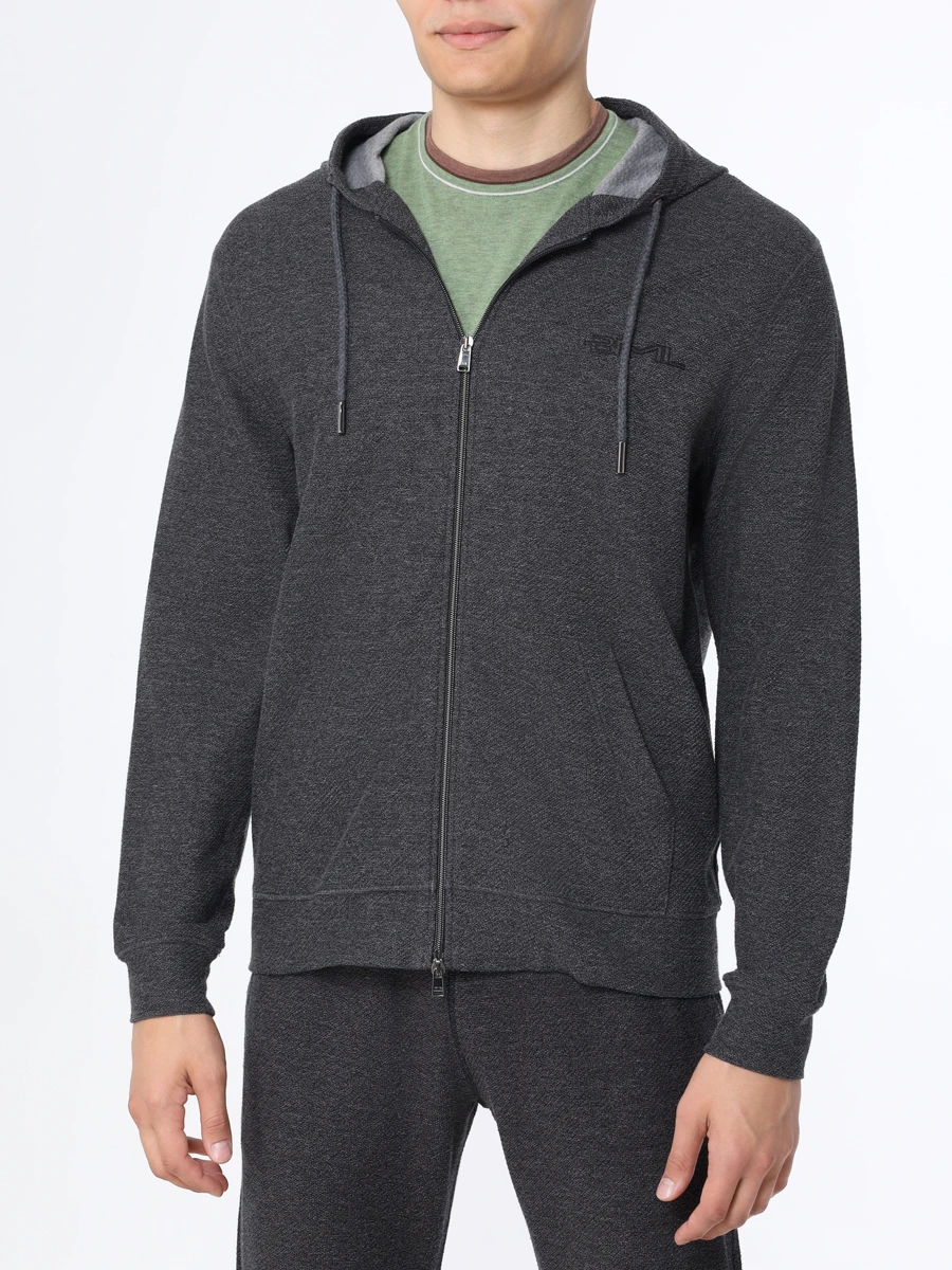 Костюм спортивный