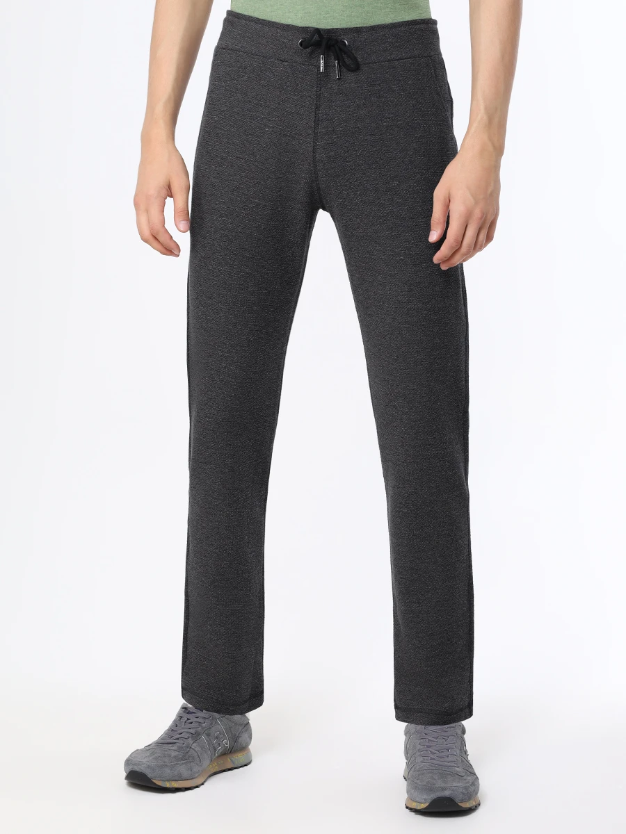 Костюм спортивный