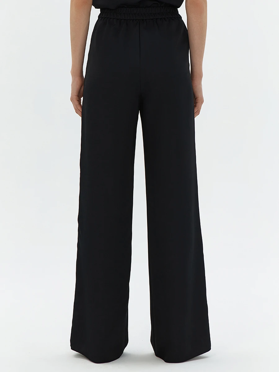 Костюм из вискозы