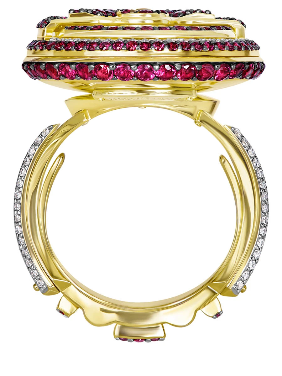 Кольцо с бриллиантами, рубинами и сапфирами