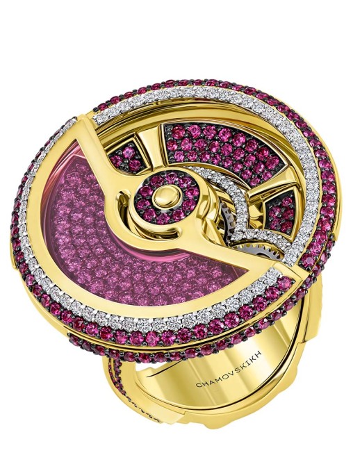 Кольцо с рубинами, бриллиантами и корундом CHAMOVSKIKH JEWELLERY HOUSE