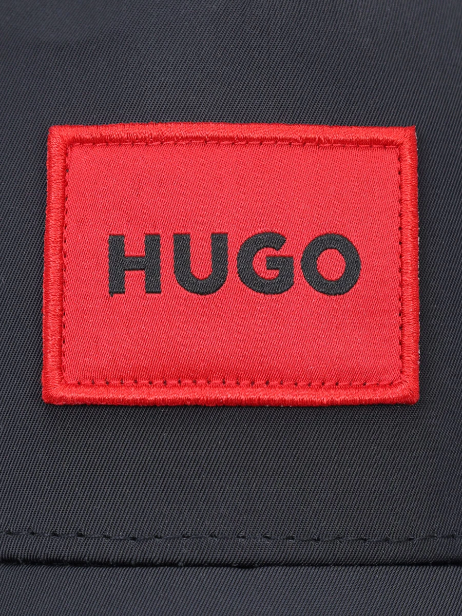 Бейсболка с сеткой