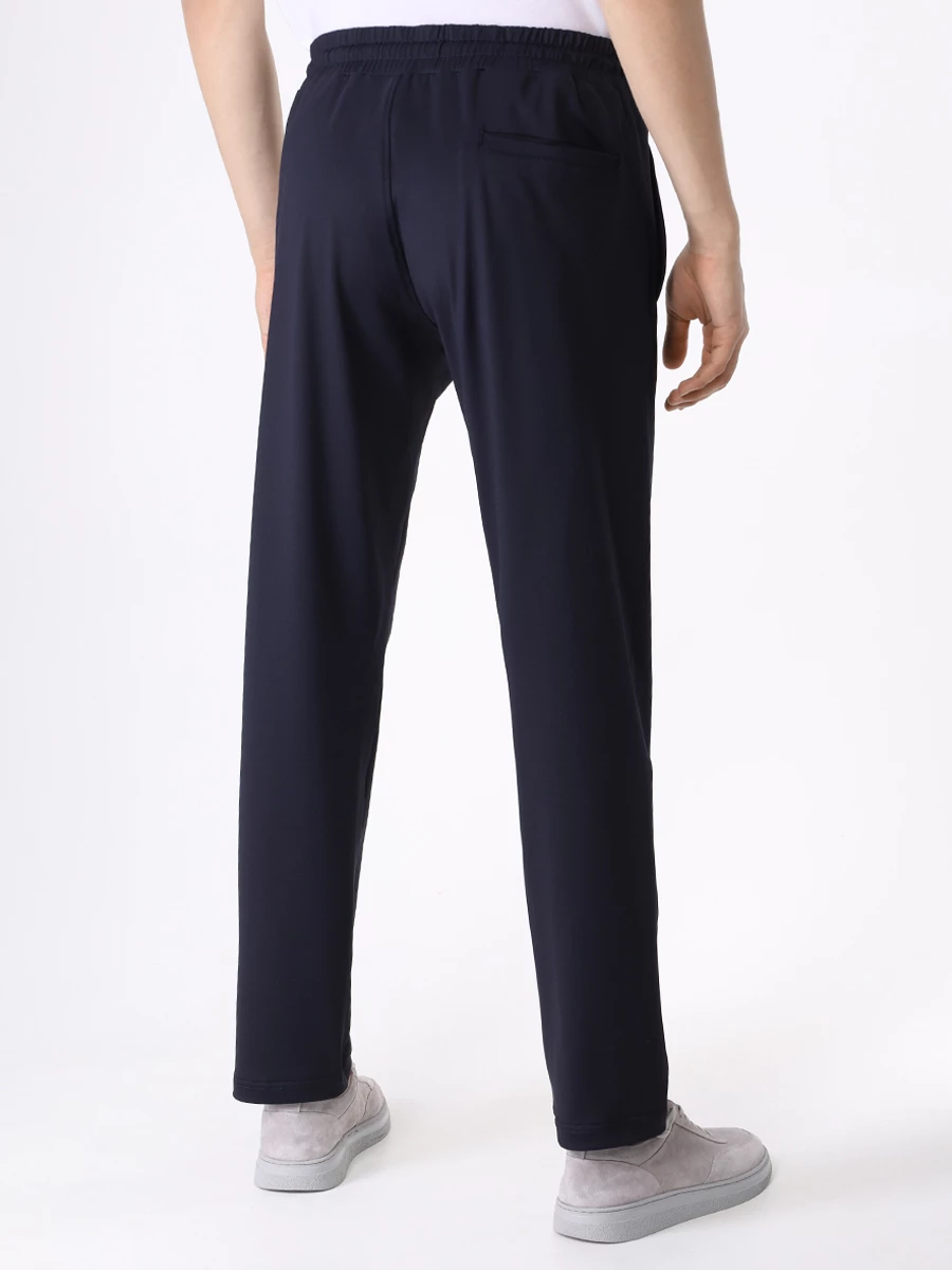 Костюм спортивный