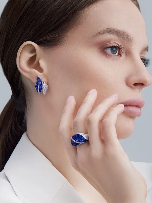 Кольцо с сапфирами и бриллиантами CHAMOVSKIKH JEWELLERY HOUSE