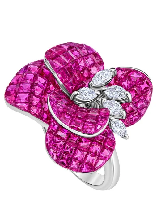 Кольцо с рубинами и бриллиантами CHAMOVSKIKH JEWELLERY HOUSE