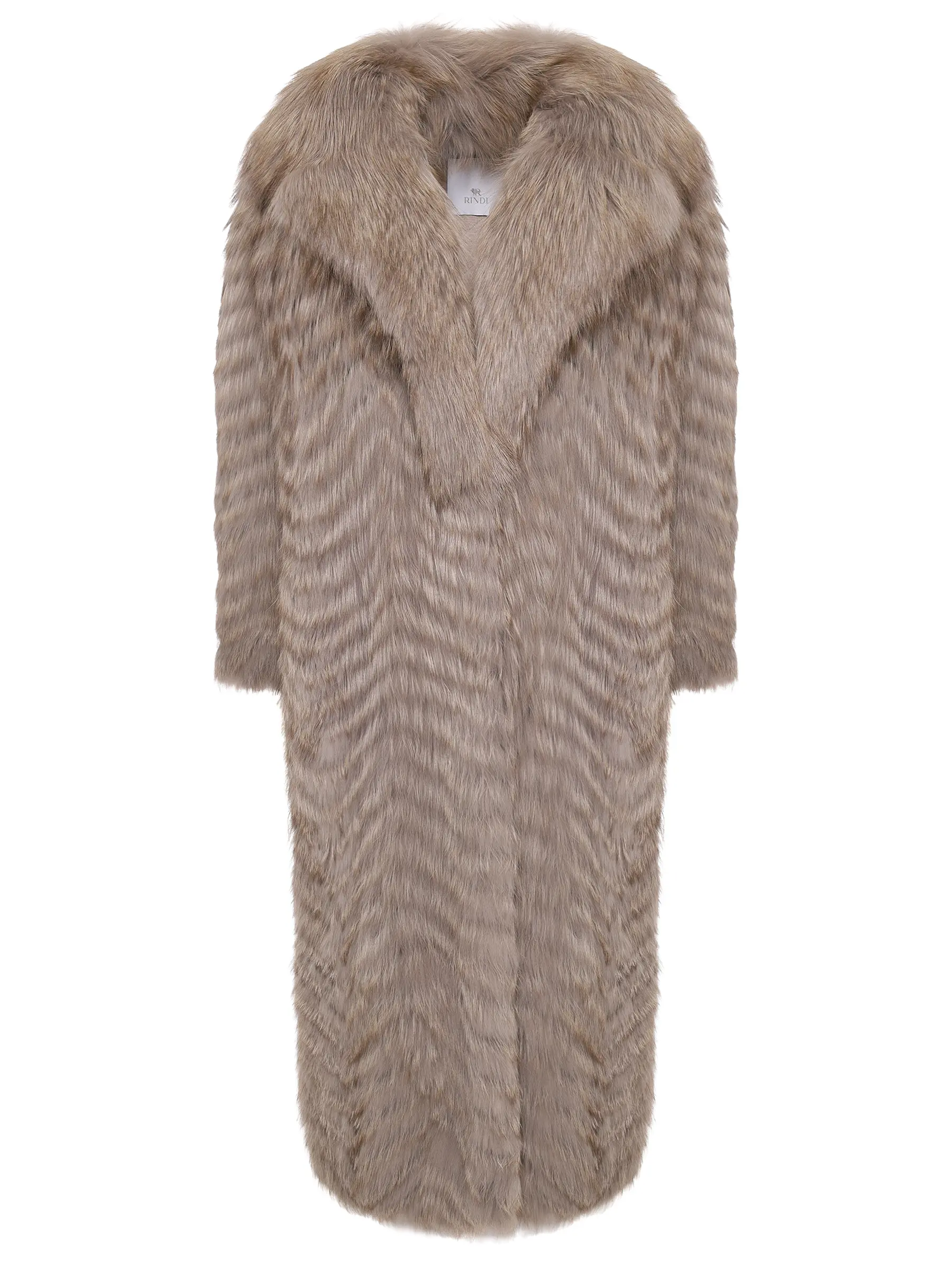 Шуба из меха лисы