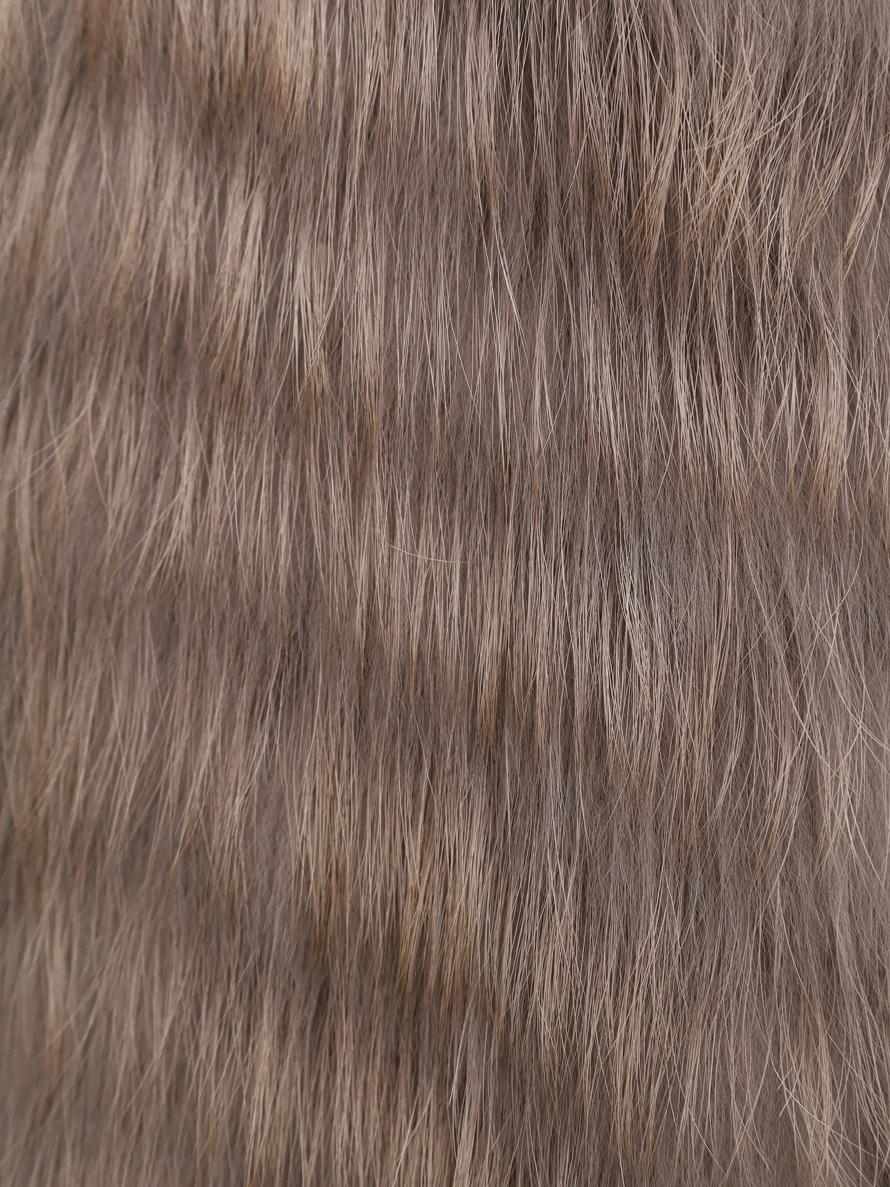 Шуба из меха лисы