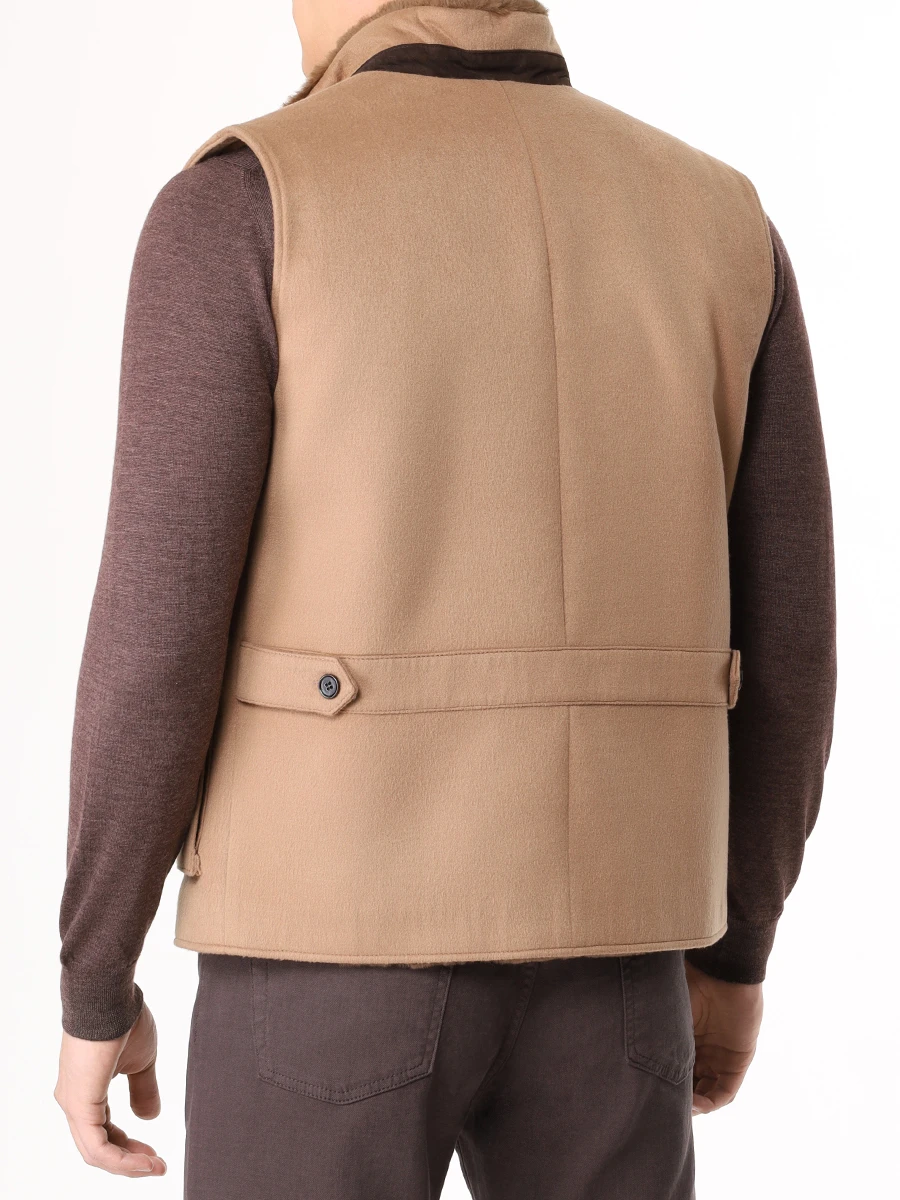 Жилет шерстяной