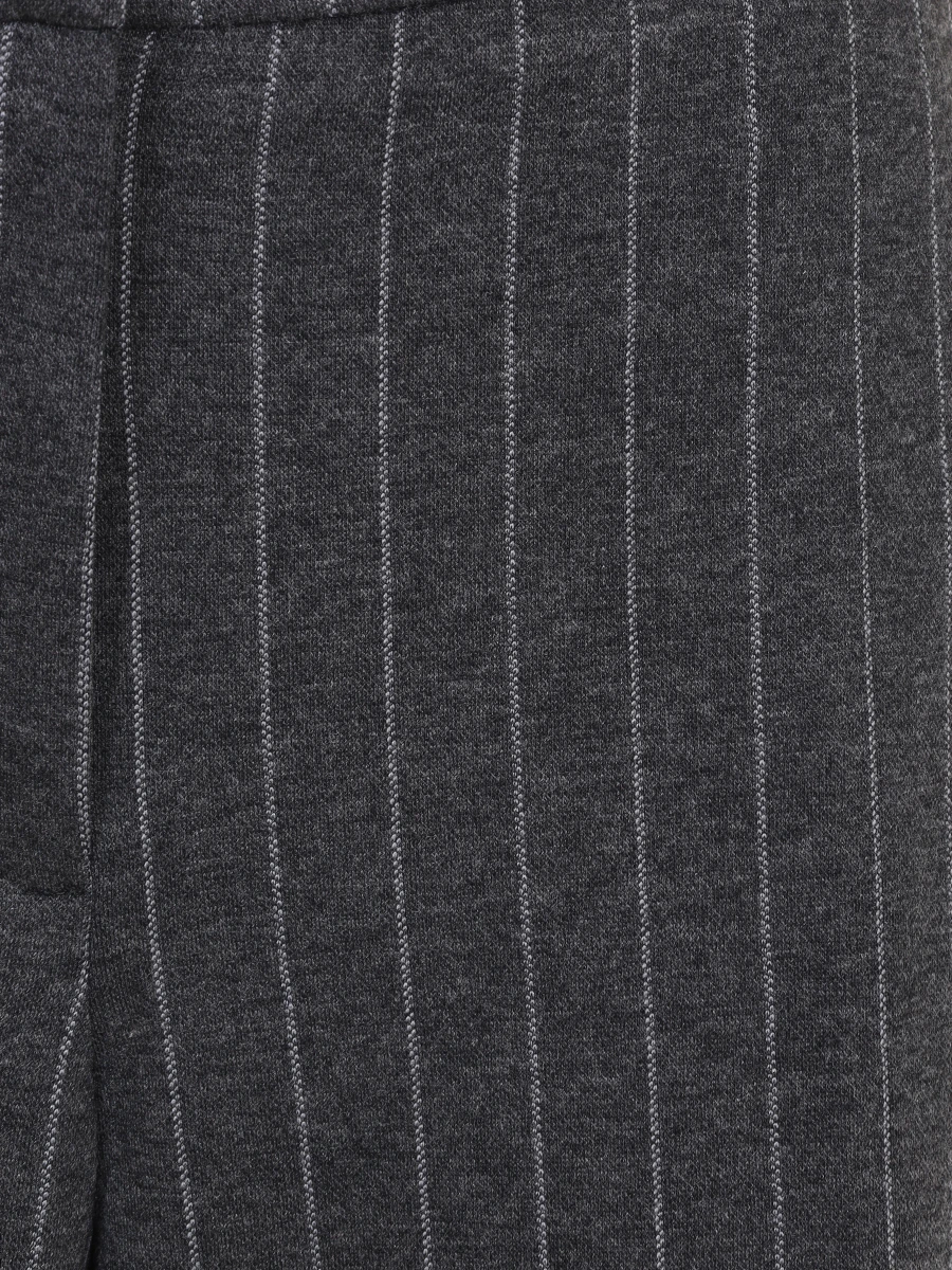 Костюм в полоску