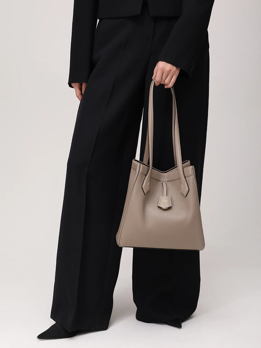 Сумка кожаная