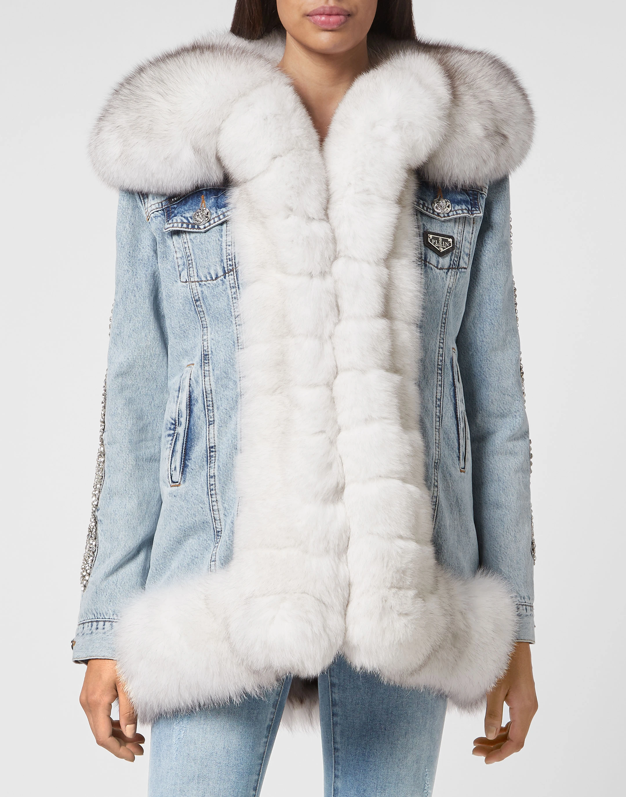 Джинсовая куртка