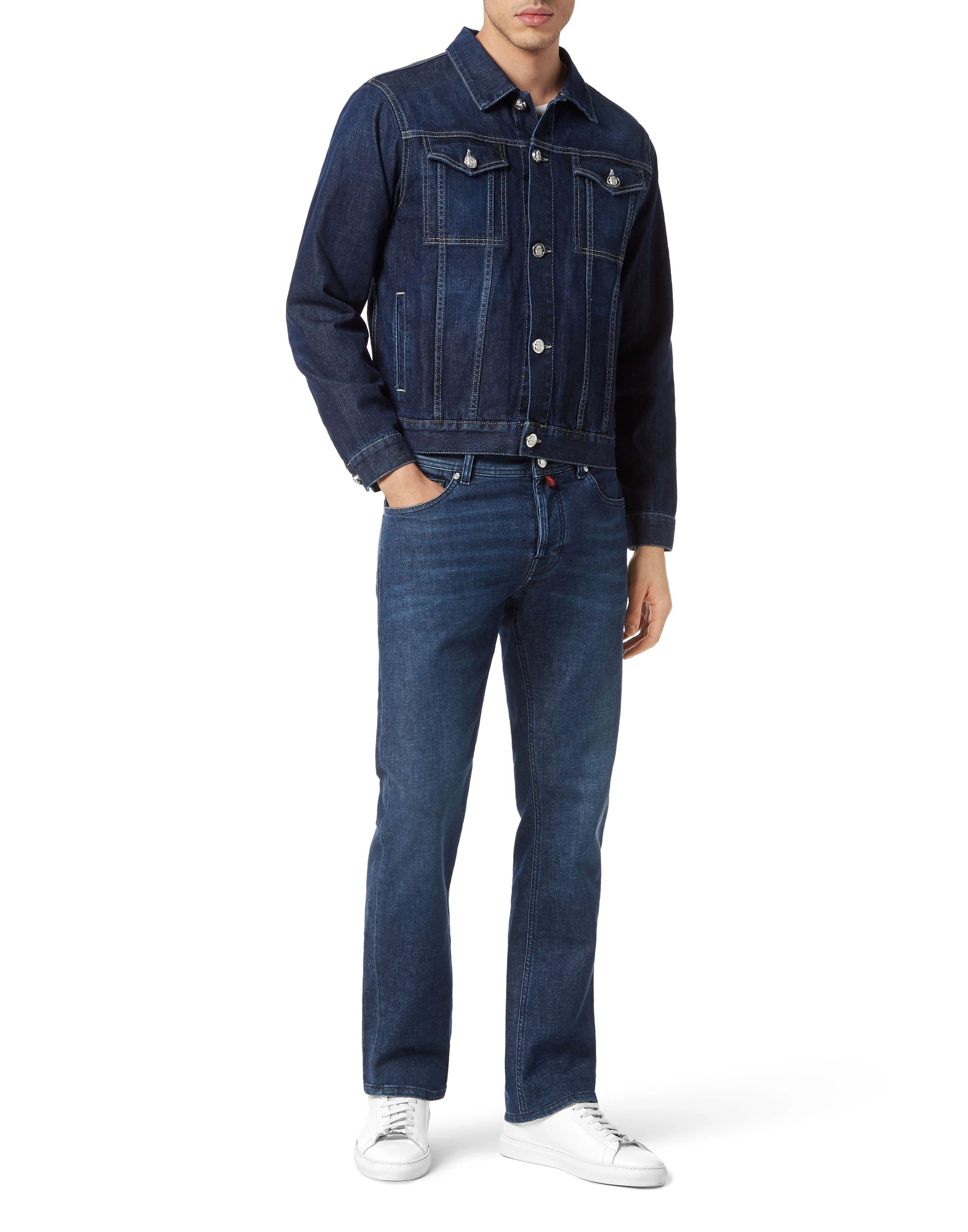 Джинсовая куртка