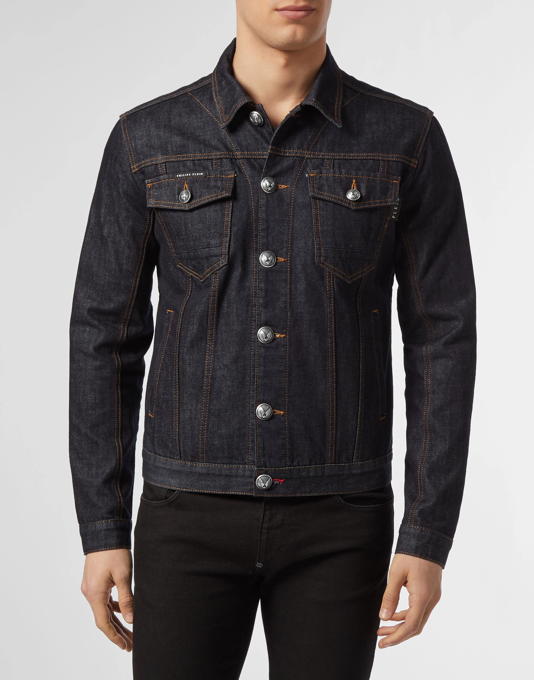 Джинсовая куртка