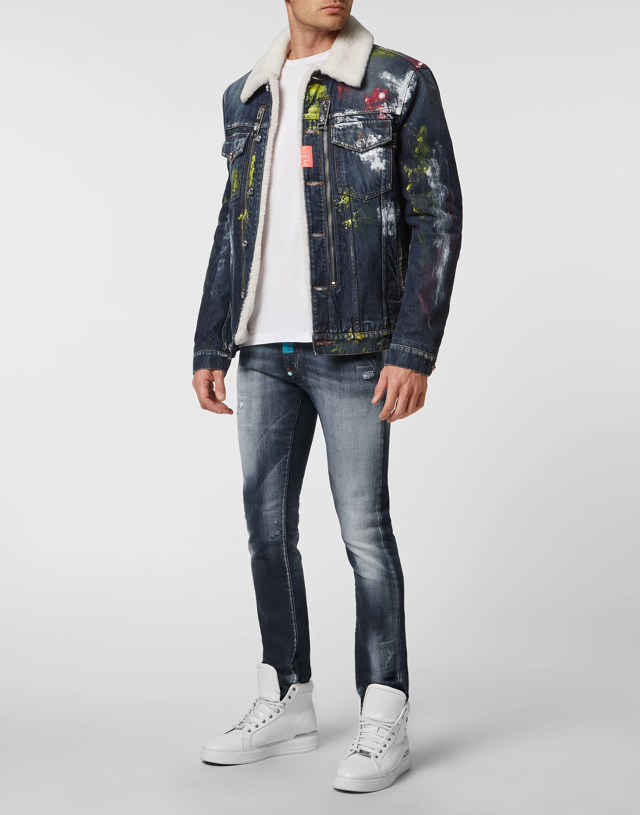 Джинсовая куртка