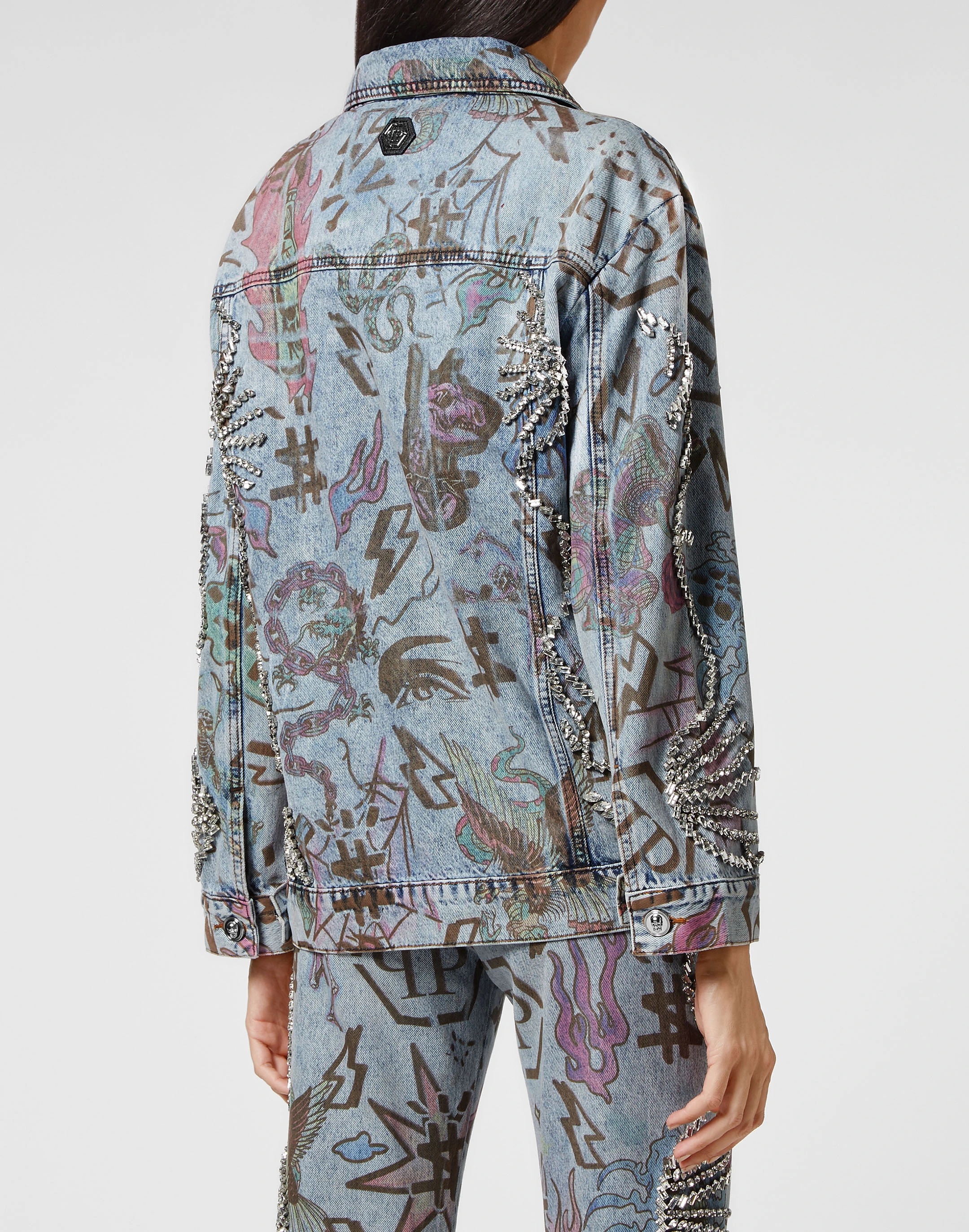 Джинсовая куртка