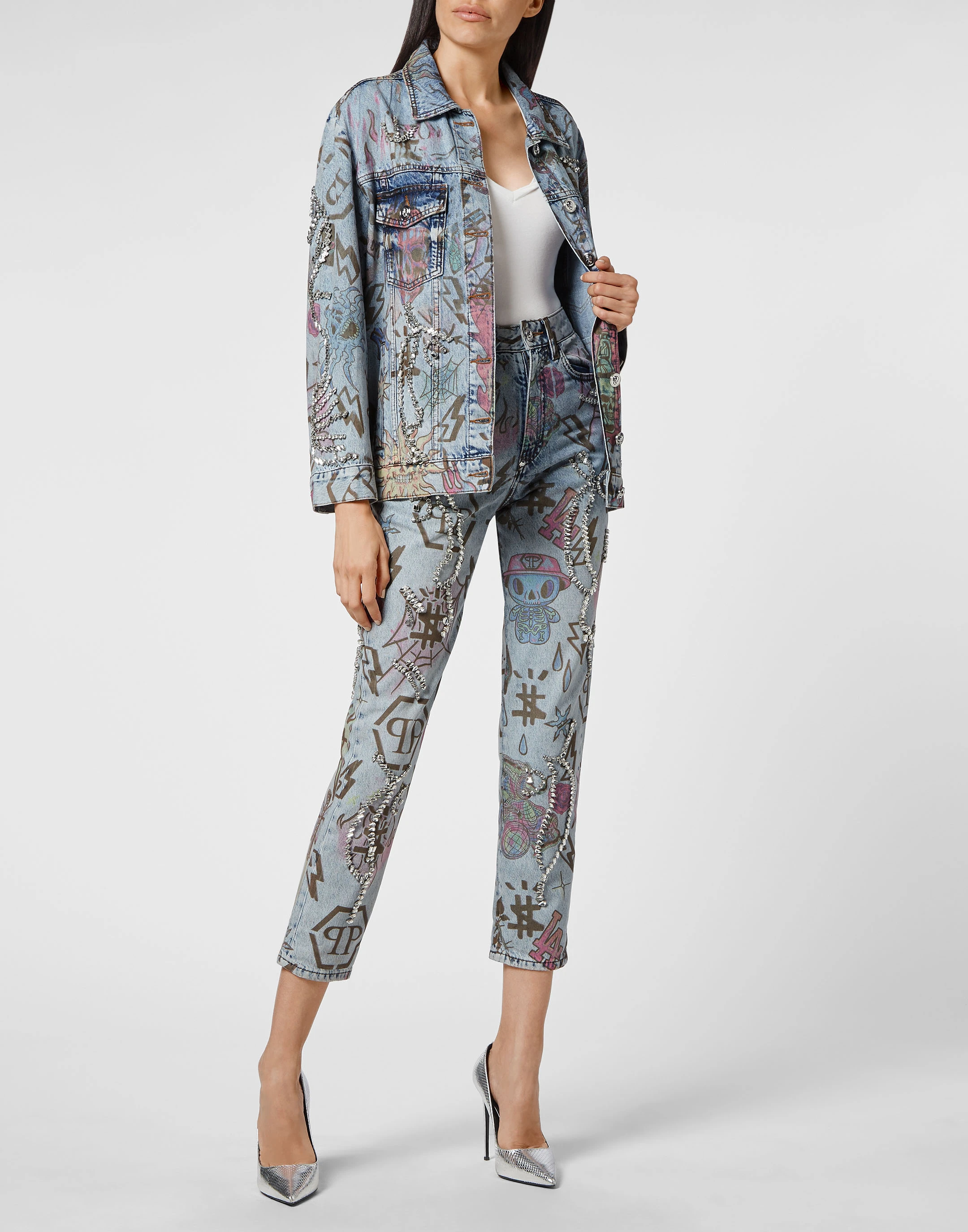 Джинсовая куртка