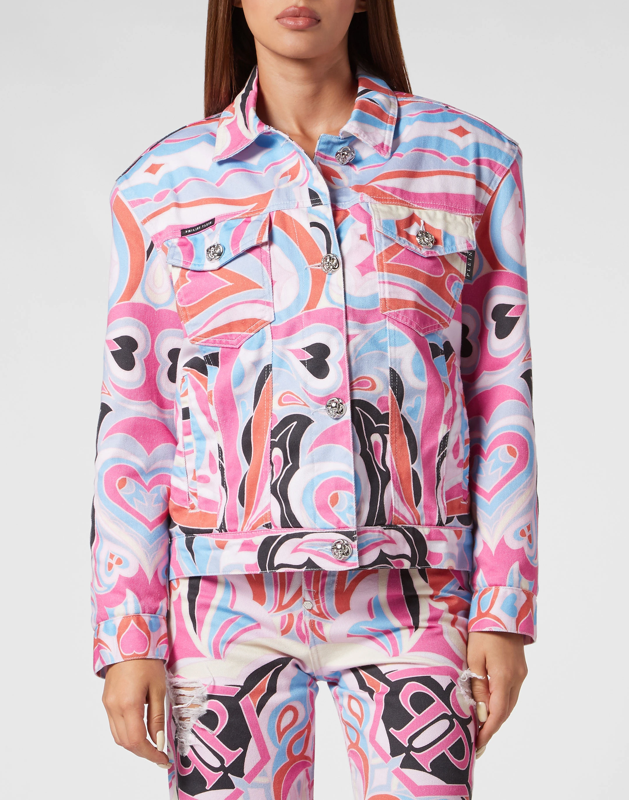 Джинсовая куртка