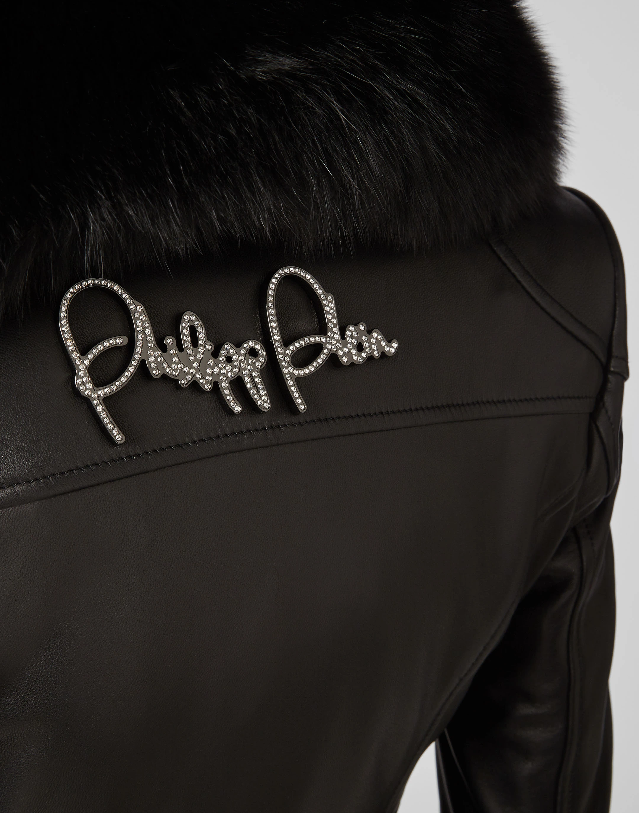 Кожаная куртка