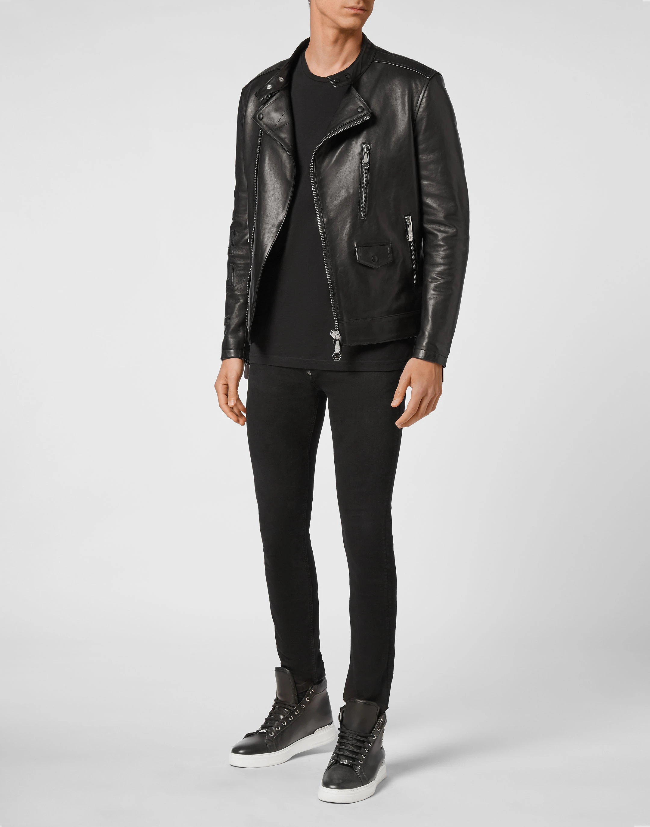 Кожаная куртка