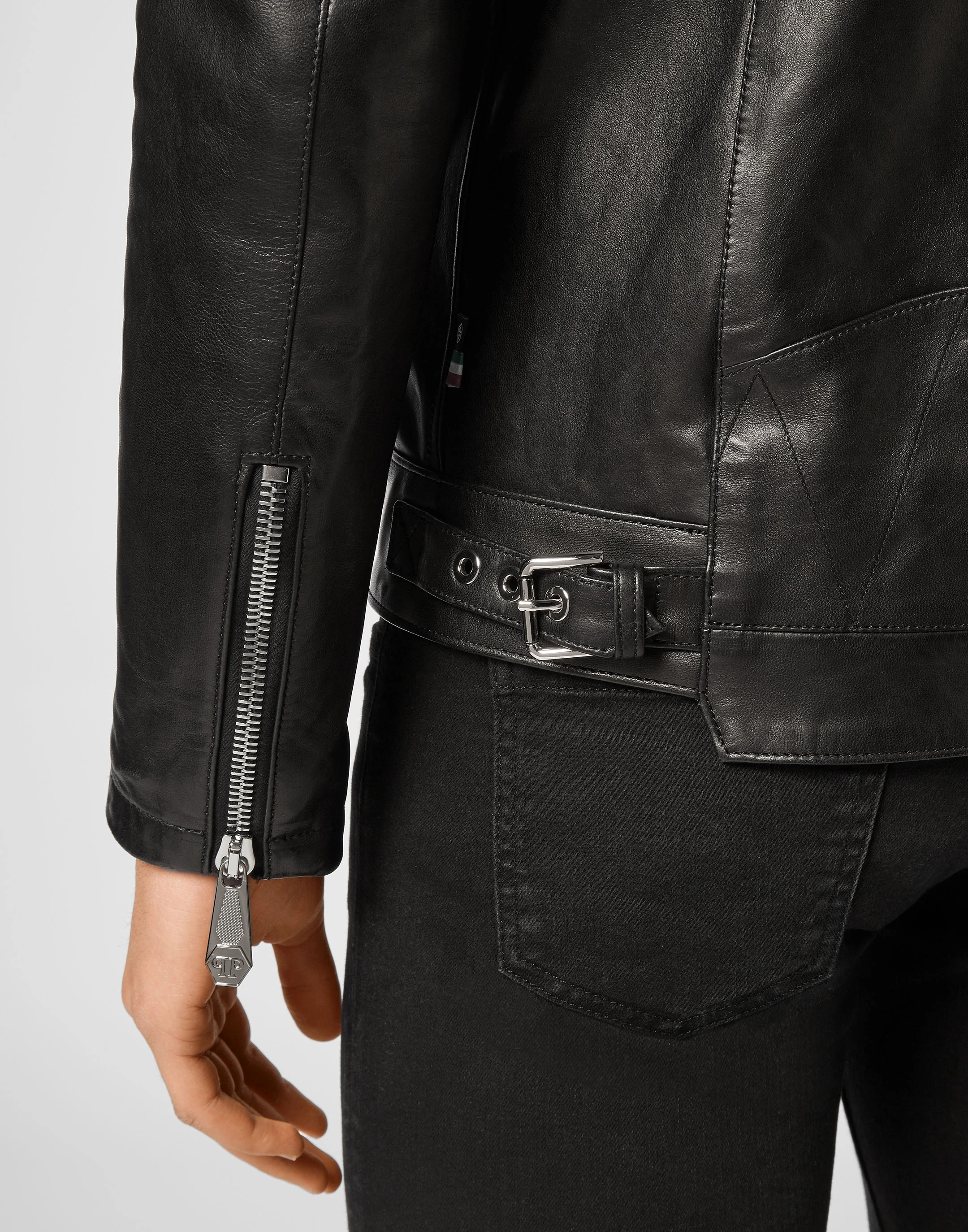 Кожаная куртка