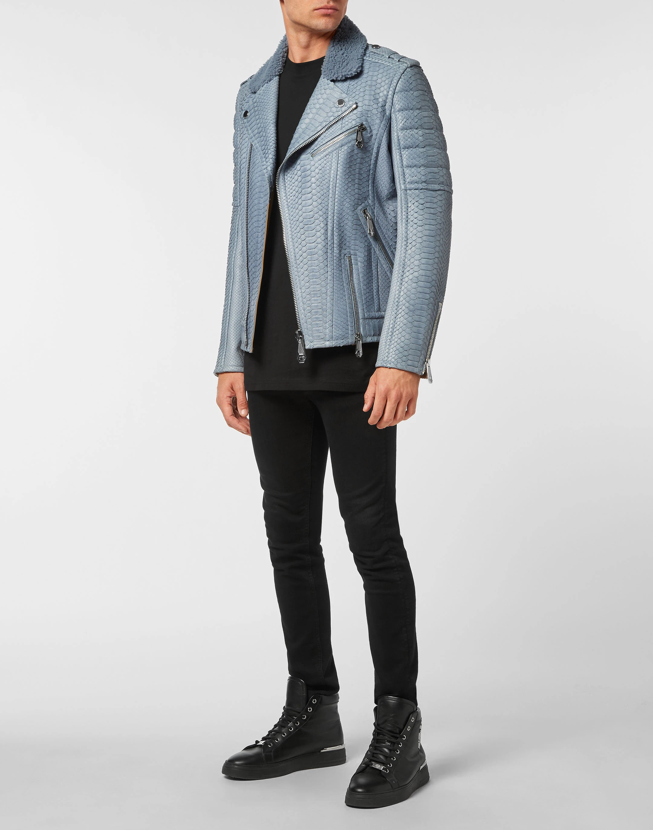 Кожаная куртка