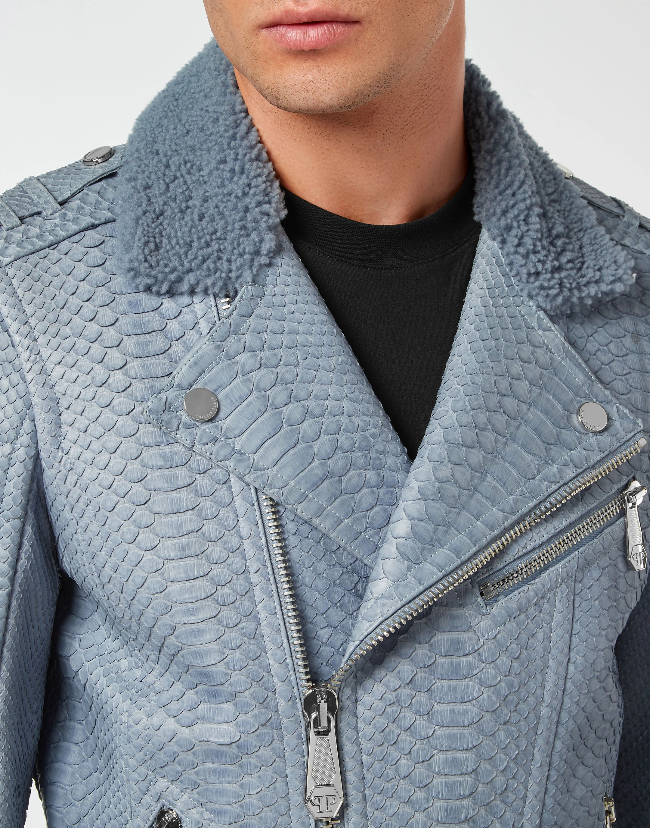 Кожаная куртка