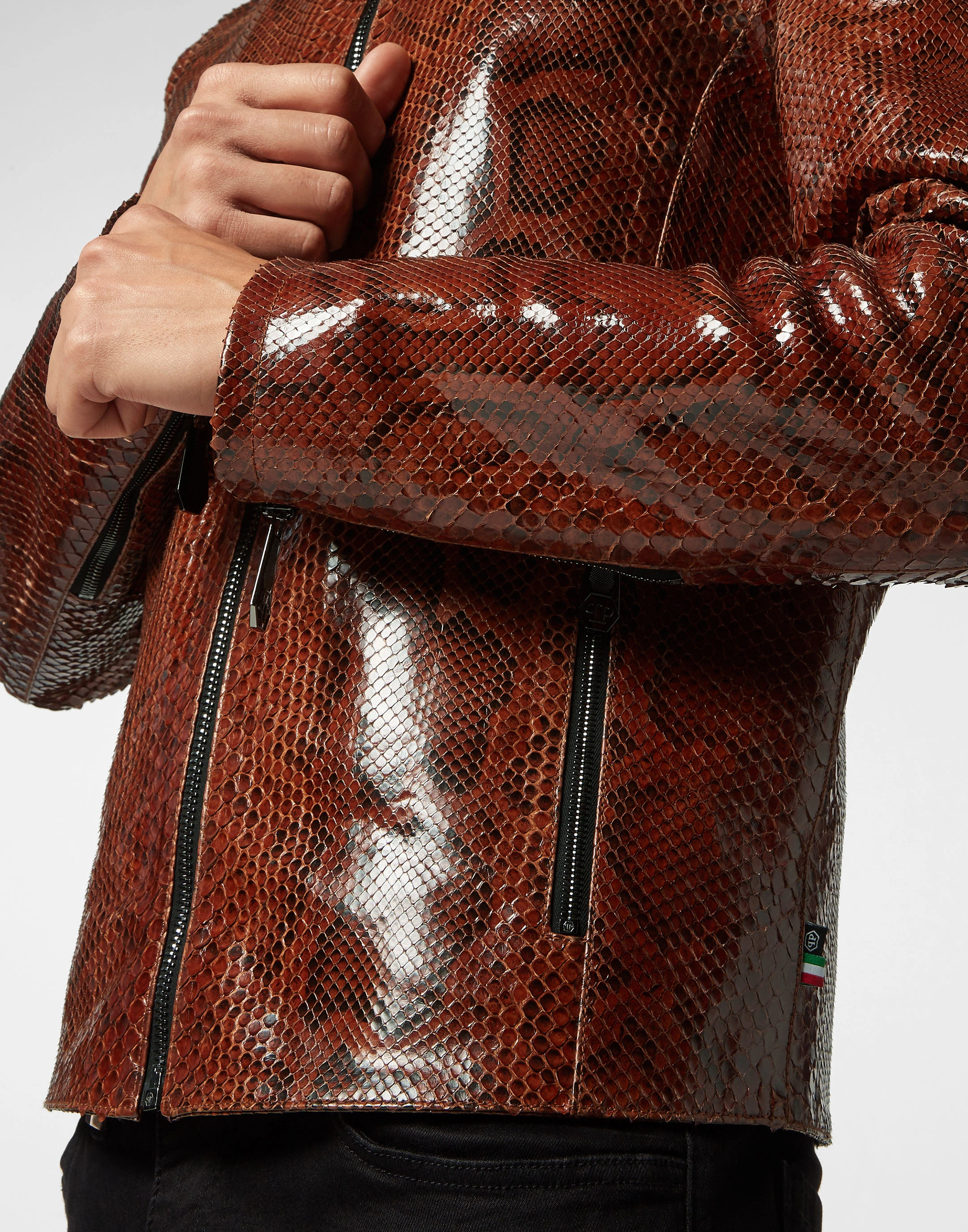 Кожаная куртка