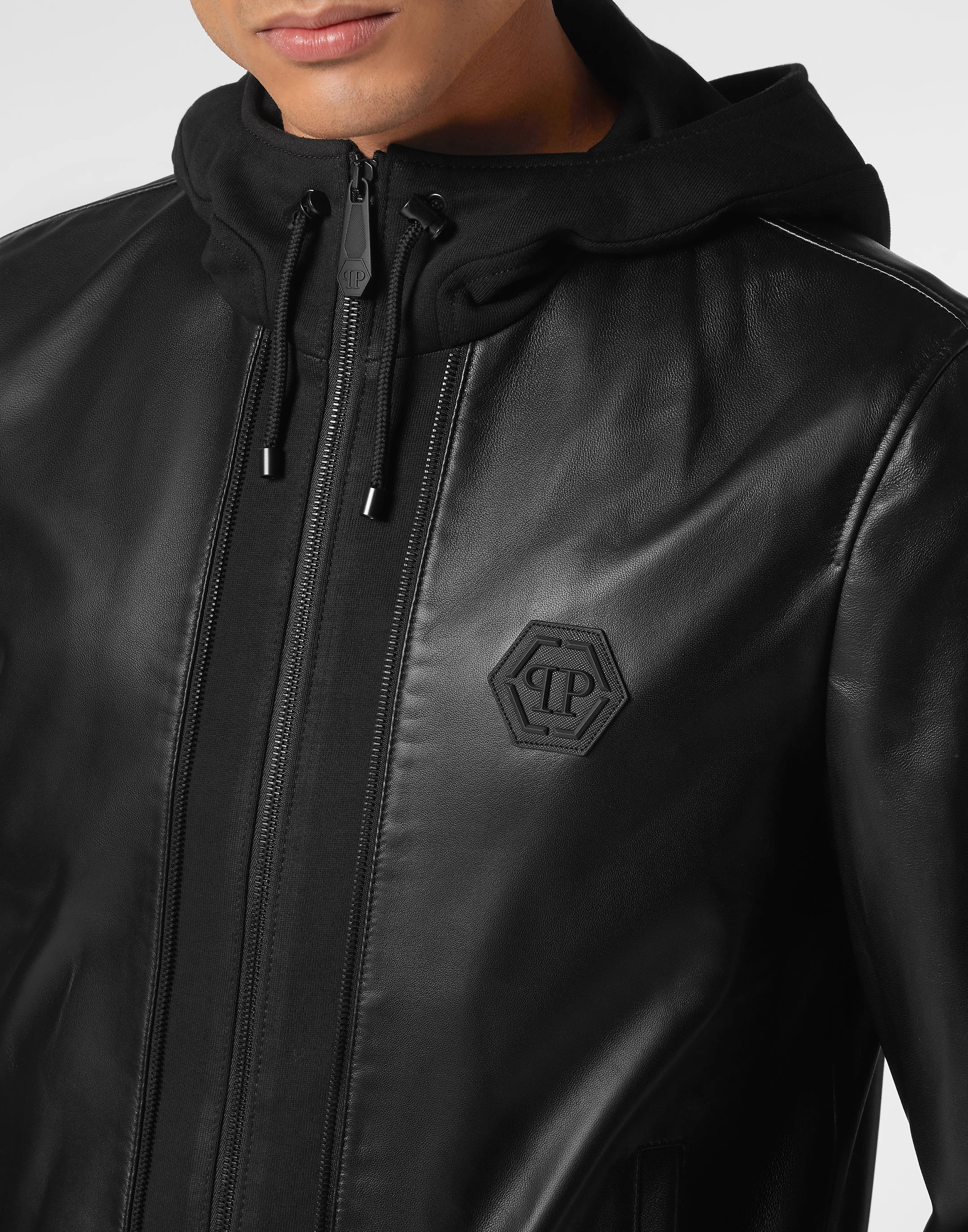 Кожаная куртка