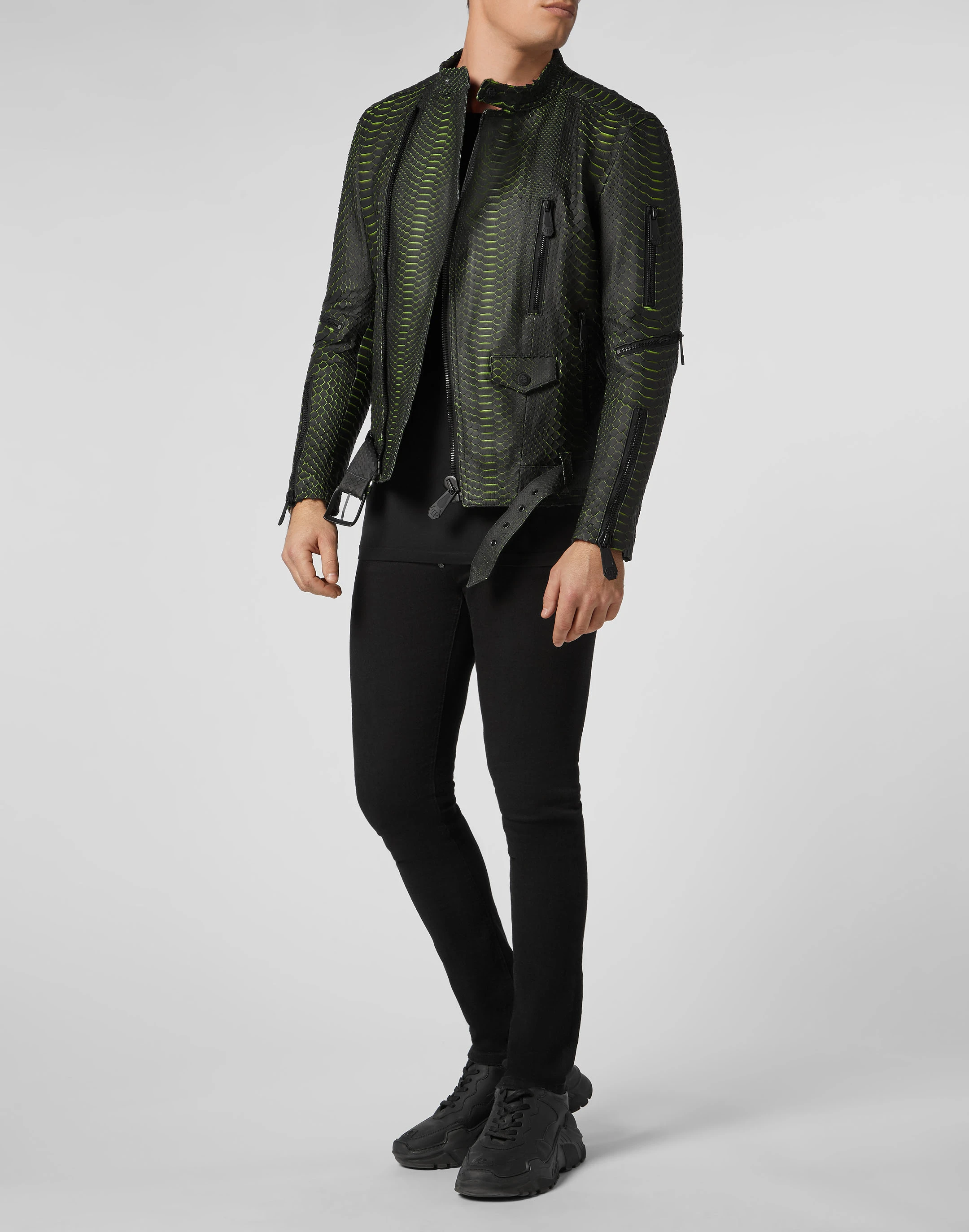 Кожаная куртка