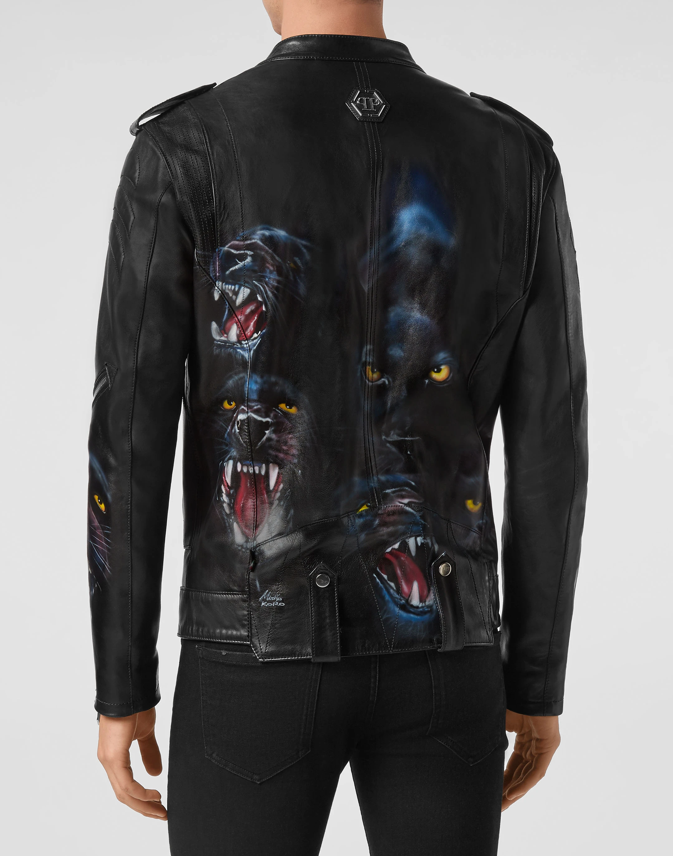 Кожаная куртка