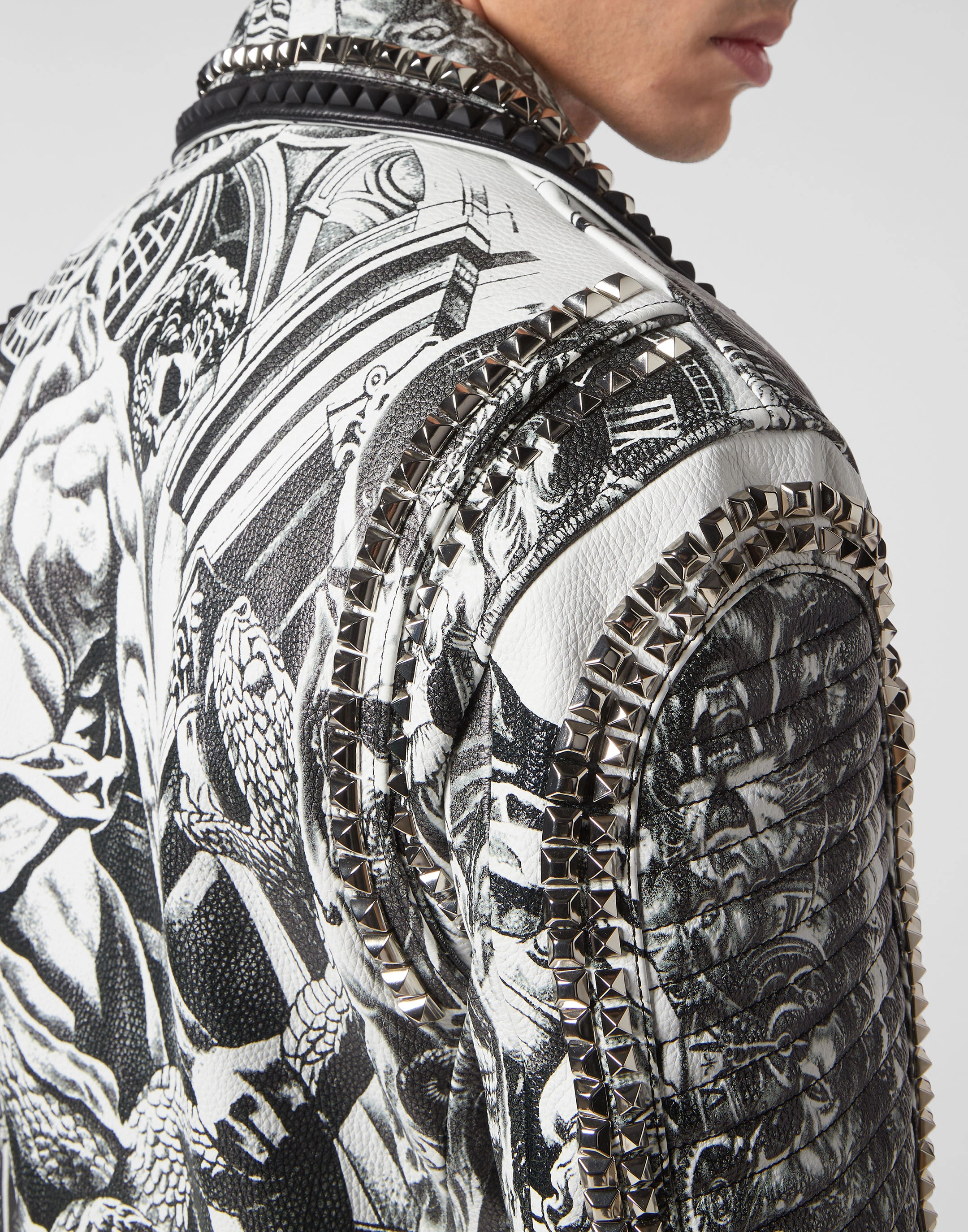 Кожаная куртка