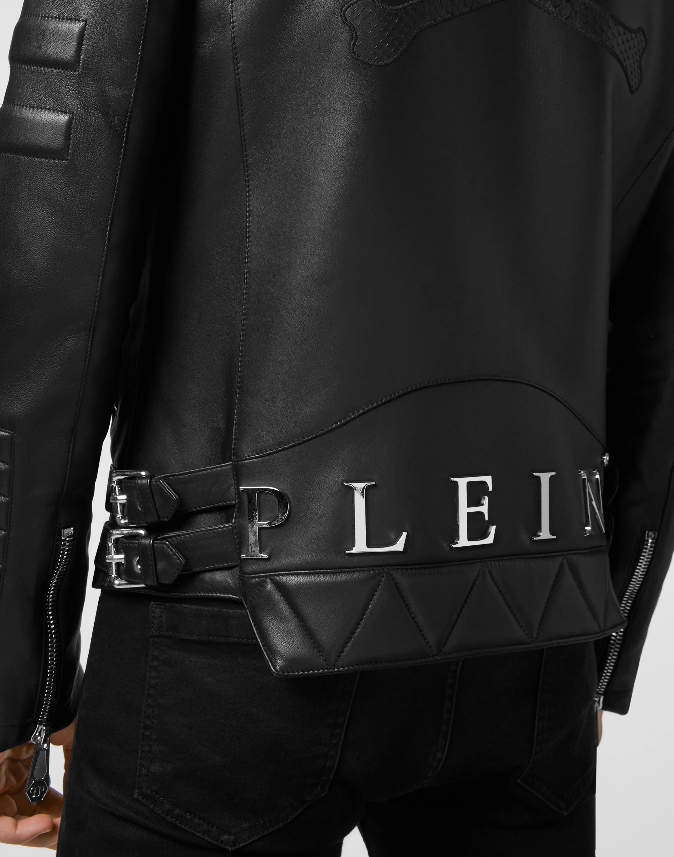 Кожаная куртка