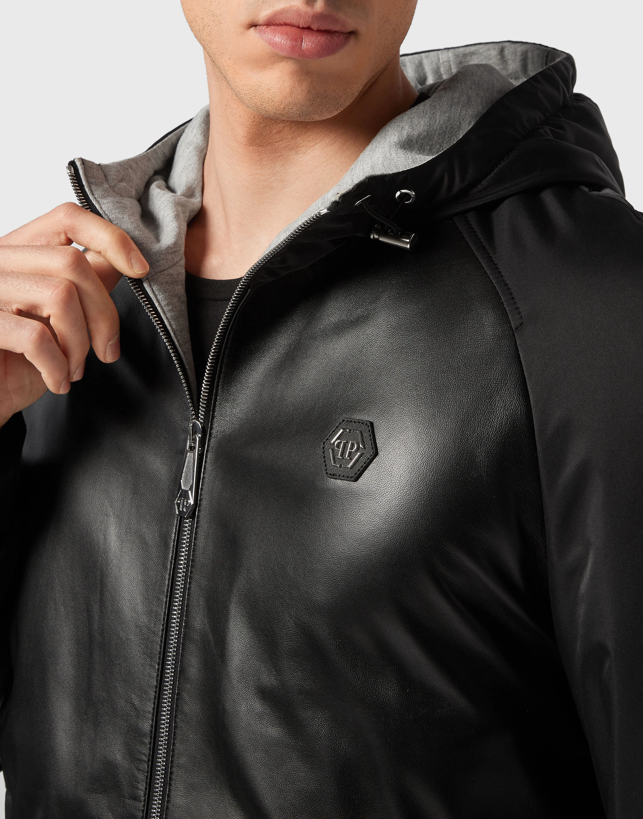 Кожаная куртка