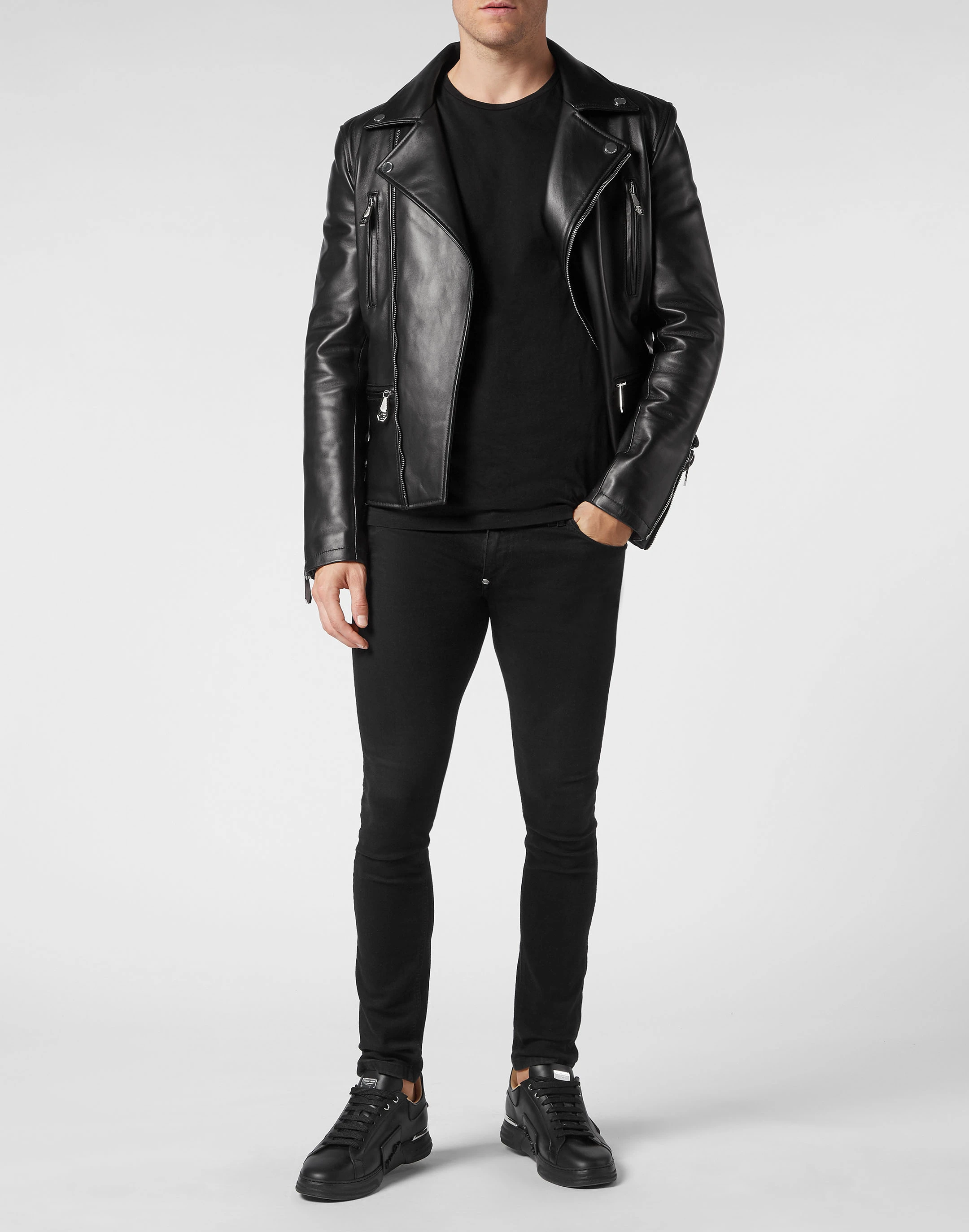 Кожаная куртка