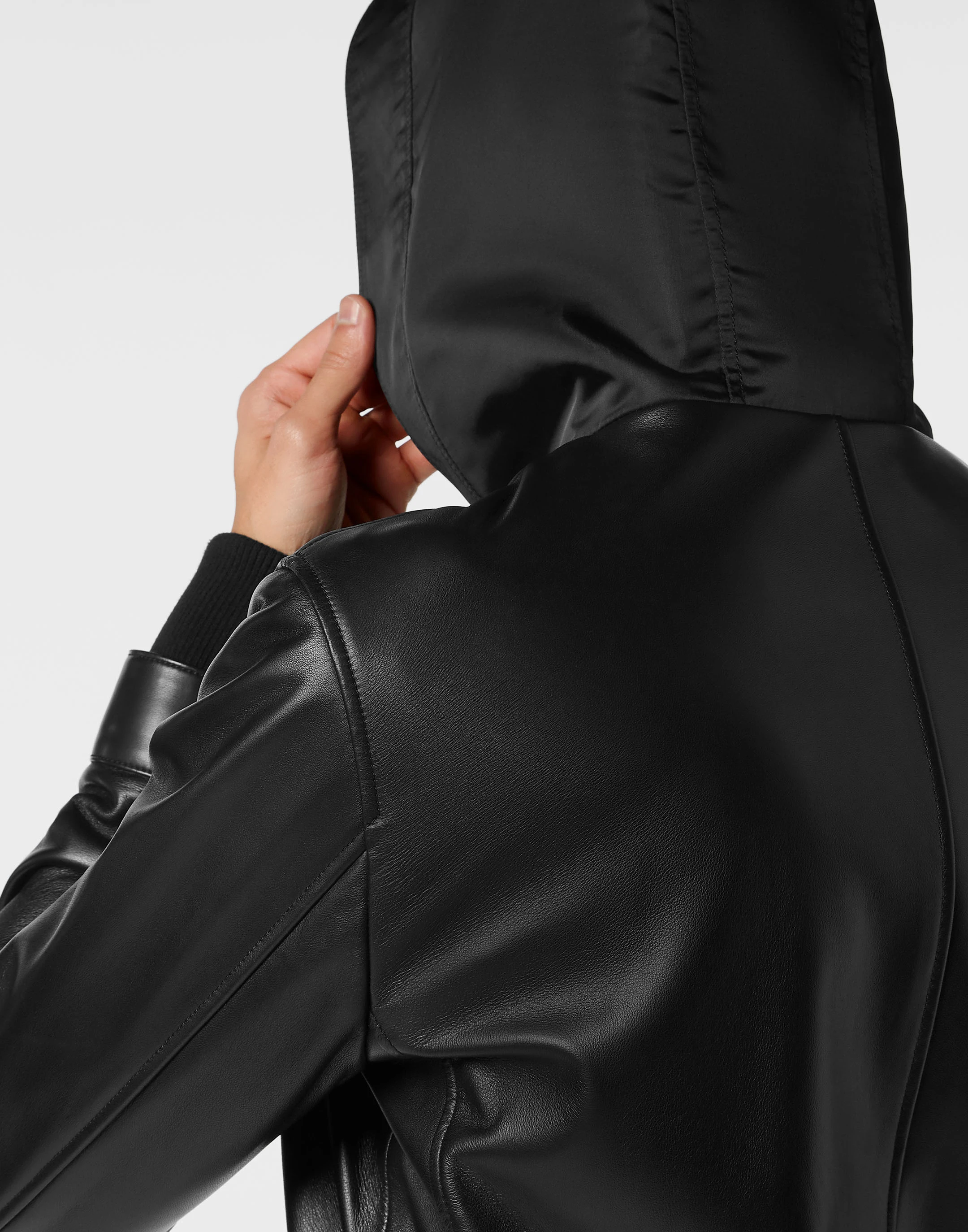 Кожаная куртка