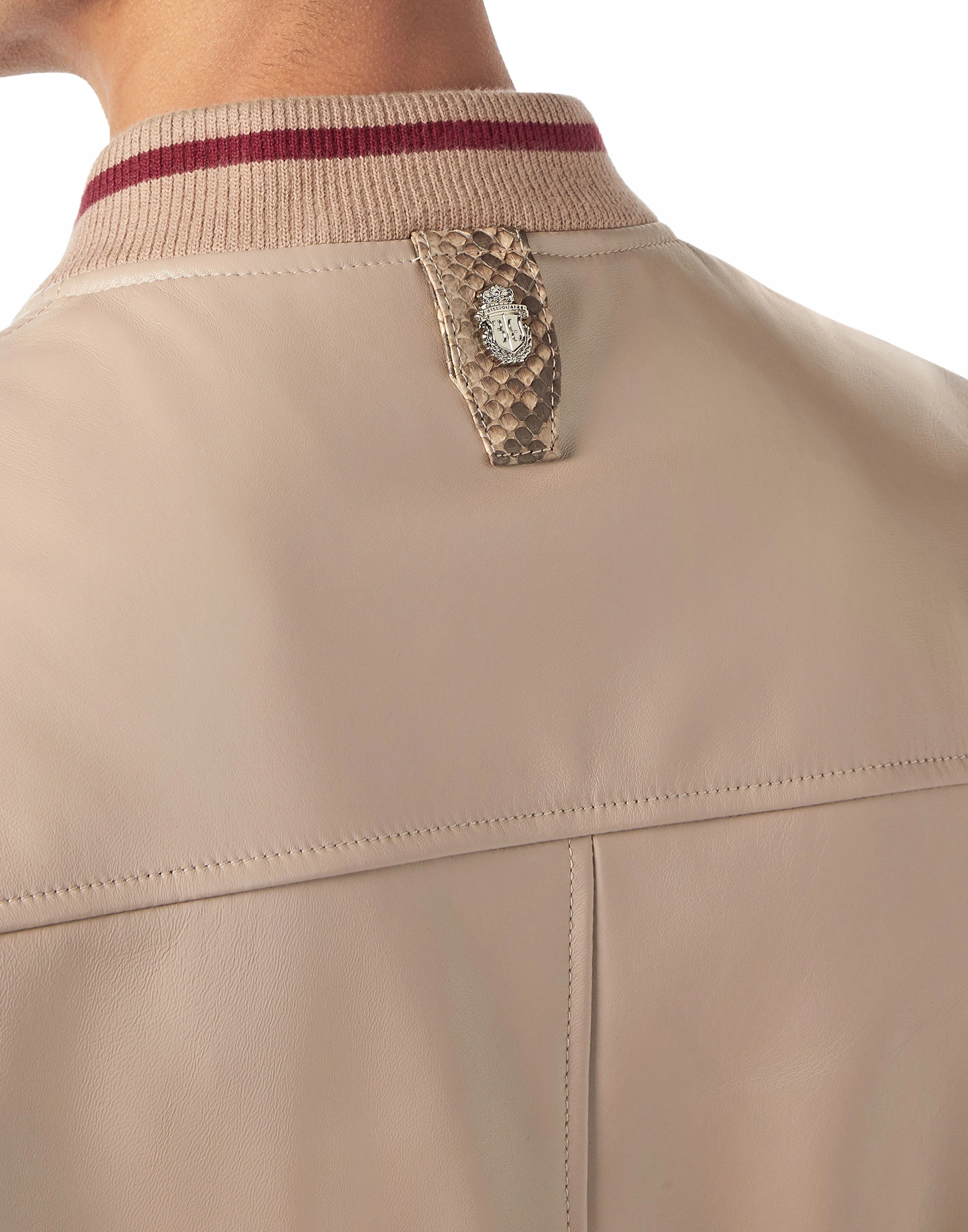 Кожаная куртка