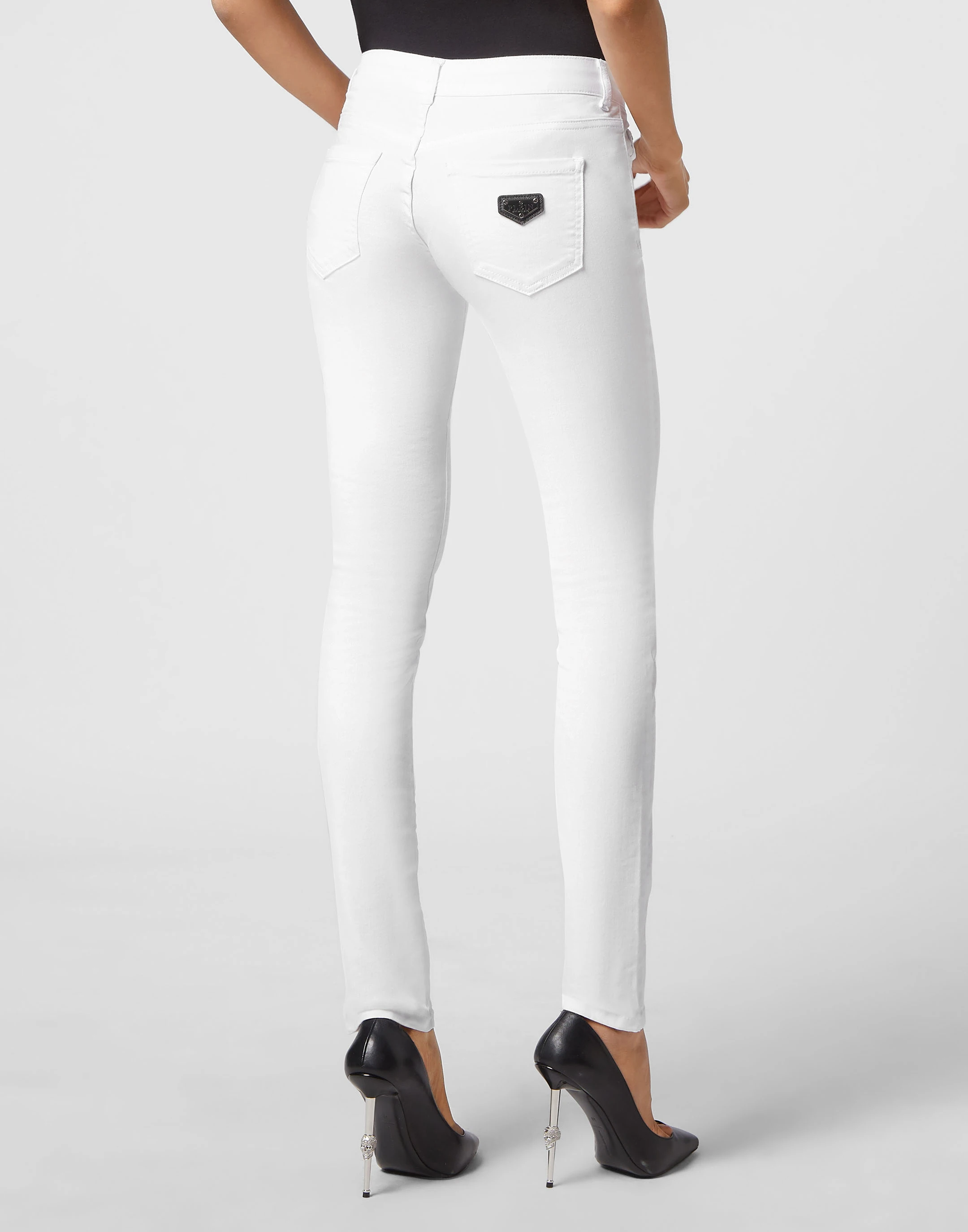 Джинсы